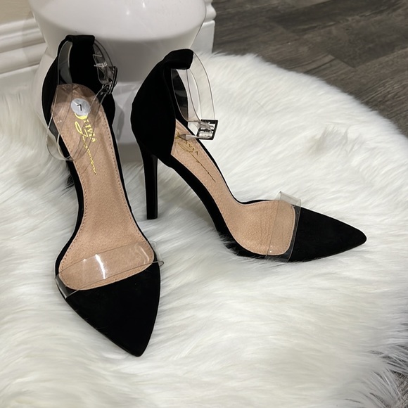 🖤🖤BLACK SUEDE HEELS - Picture 12 of 16